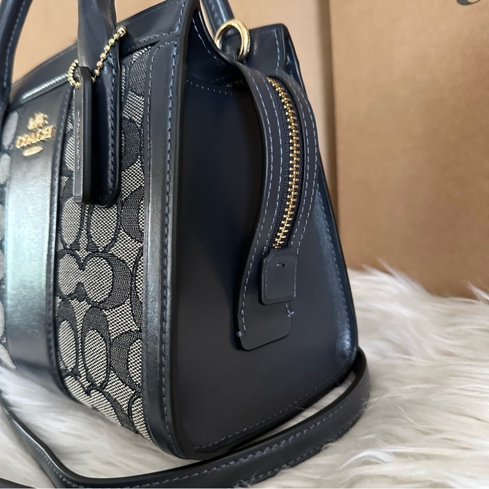 New Coach Andrea Carryall Bag In Signature Jacquard satchel bag - Picture 4 of 15